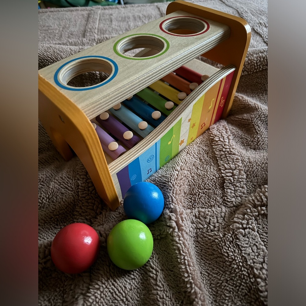 Hape Pound And Tap Bench Playset #E0305 Hape Toys (no hammer)